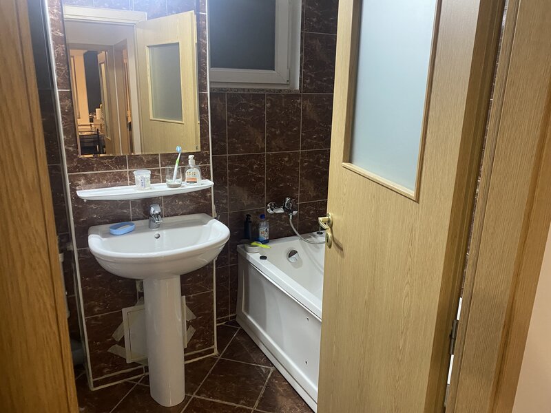 Drumul Taberei, ANL, ap. 2 camere cu centrala de bloc si parcare,