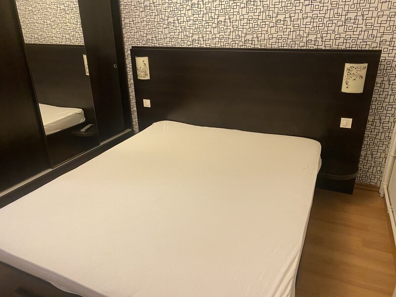 Drumul Taberei, ANL, ap. 2 camere cu centrala de bloc si parcare,